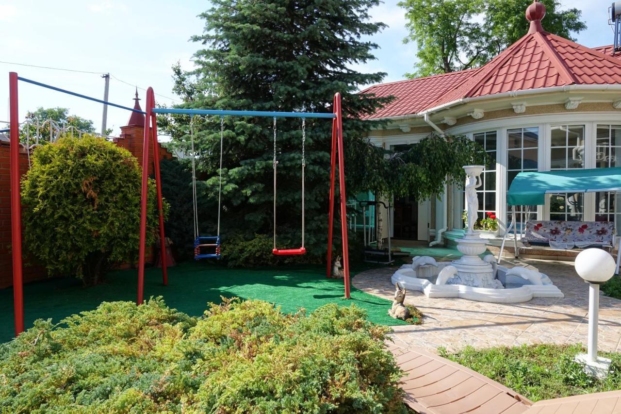 White House Apartments Odesa Exterior photo