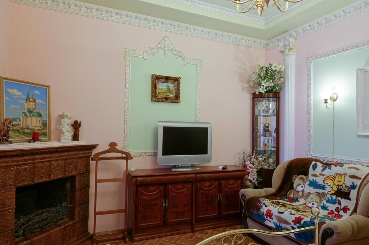 White House Apartments Odesa Exterior photo